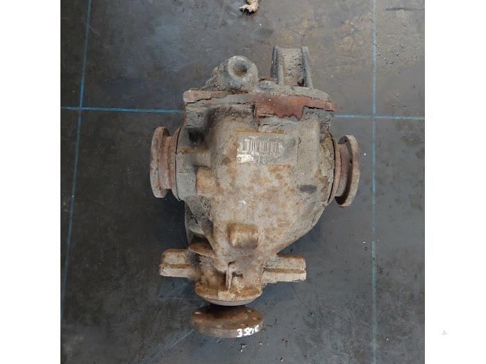 Gebrauchte Differential hinten BMW 3 serie Touring (E46/3) 318i Preis € 225,00 Margenregelung angeboten von Autosloopbedrijf H.C.Stouten