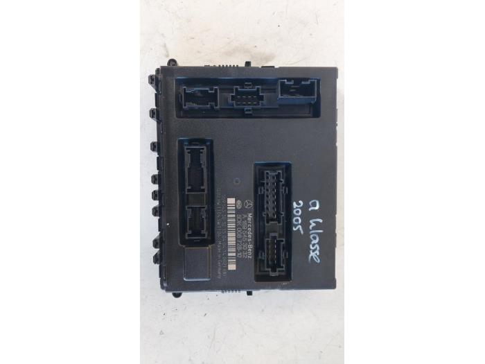 Used Body control computer Mercedes A (W169) 2.0 A-180 CDI 16V 5-Drs. Price € 50,00 Margin scheme offered by Autosloopbedrijf H.C.Stouten