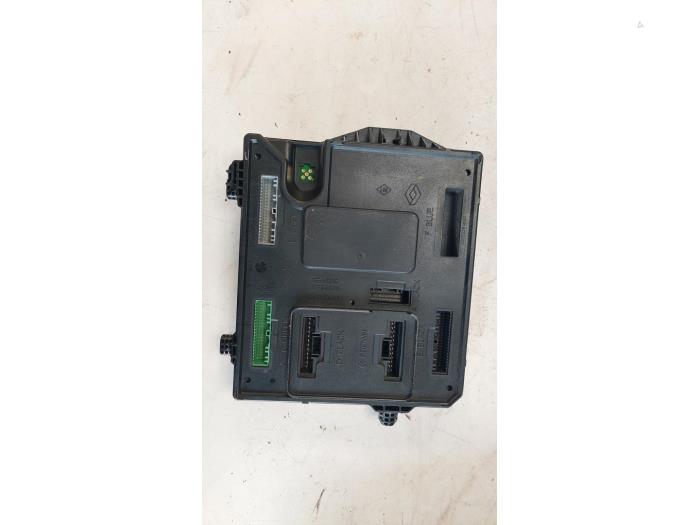 Used Body control computer Renault Megane III Berline (BZ) 1.5 dCi 90 Price € 40,00 Margin scheme offered by Autosloopbedrijf H.C.Stouten