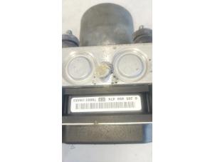ABS Pumpe van een Audi A4 (B6) 1.8 T 20V 2008