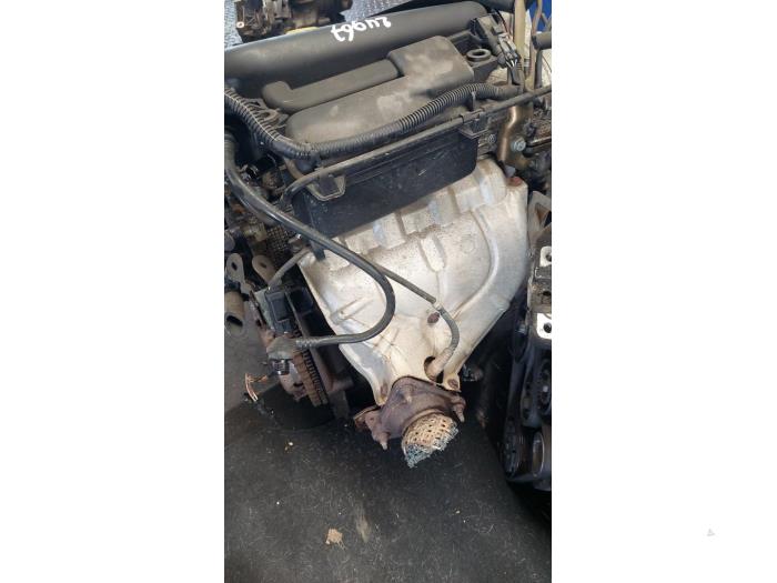 Usagé Moteur Renault Clio III (BR/CR) 1.6 16V Prix € 350,00 Règlement à la marge proposé par Autosloopbedrijf H.C.Stouten