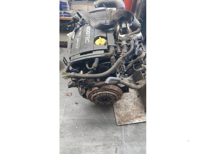 Used Engine Opel Astra H SW (L35) 1.6 16V Twinport Price € 400,00 Margin scheme offered by Autosloopbedrijf H.C.Stouten