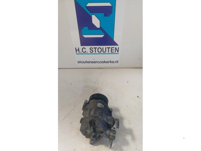 Usagé Compresseur de clim Volkswagen Golf V (1K1) 2.0 FSI 16V Prix € 100,00 Règlement à la marge proposé par Autosloopbedrijf H.C.Stouten