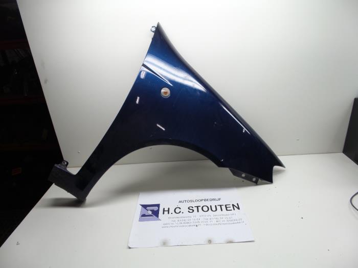 Front wing, right from a Fiat Punto II (188) 1.2 60 S 3-Drs. 2008