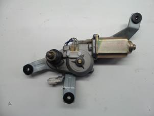 Used Rear wiper motor Hyundai Coupe 2.0i 16V Price € 35,00 Margin scheme offered by Autosloopbedrijf H.C.Stouten