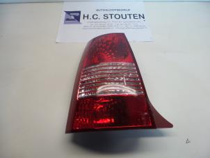 Używane Tylne swiatlo pozycyjne lewe Kia Picanto (BA) 1.0 12V Cena € 40,00 Procedura marży oferowane przez Autosloopbedrijf H.C.Stouten