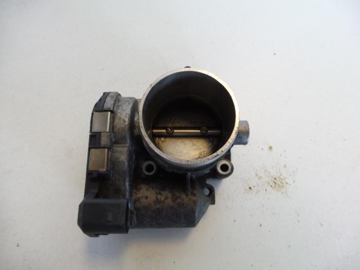 Usagé Boitier papillon Seat Leon (1M1) 1.8 20V Turbo Prix € 60,00 Règlement à la marge proposé par Autosloopbedrijf H.C.Stouten