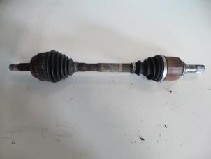 Used Front drive shaft, left Renault Master Price € 75,00 Margin scheme offered by Autosloopbedrijf H.C.Stouten