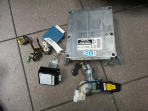Used Ignition lock + computer Toyota Yaris Verso (P2) 1.3 16V Price € 125,00 Margin scheme offered by Autosloopbedrijf H.C.Stouten