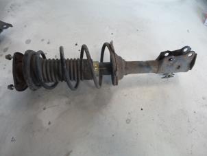 Used Front shock absorber rod, right Toyota Yaris (P1) 1.0 16V VVT-i Price € 40,00 Margin scheme offered by Autosloopbedrijf H.C.Stouten
