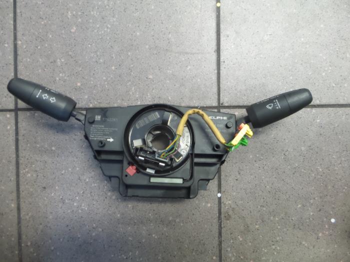 Steering column stalk from a Opel Corsa 2009