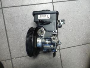 Used Power steering pump BMW 3-Serie Price € 60,00 Margin scheme offered by Autosloopbedrijf H.C.Stouten