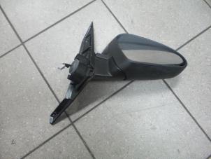 Used Wing mirror, right Mitsubishi Colt (Z2/Z3) 1.5 DI-D 12V HP Price € 35,00 Margin scheme offered by Autosloopbedrijf H.C.Stouten