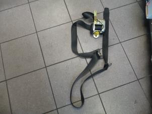 Used Front seatbelt, right Volkswagen Polo IV (9N1/2/3) 1.9 SDI Price € 45,00 Margin scheme offered by Autosloopbedrijf H.C.Stouten