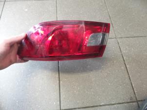 Used Taillight, right Renault Clio IV (5R) 0.9 Energy TCE 90 12V Price € 40,00 Margin scheme offered by Autosloopbedrijf H.C.Stouten