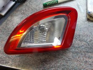 Used Taillight, left Renault Twingo II (CN) 1.2 16V Quickshift 5 Price € 15,00 Margin scheme offered by Autosloopbedrijf H.C.Stouten
