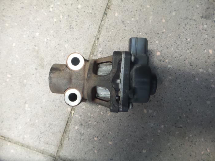 Gebrauchte AGR Ventil Suzuki Alto (SH410) 1.0 16V Preis € 40,00 Margenregelung angeboten von Autosloopbedrijf H.C.Stouten