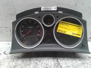 Used Instrument panel Opel Astra H Twin Top (L67) 1.8 16V Price € 50,00 Margin scheme offered by Autodemontage de Zaag