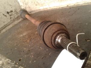 Used Front drive shaft, right Peugeot 106 II 1.1 XN,XR,XT,Accent Price € 35,00 Margin scheme offered by Autodemontage de Zaag