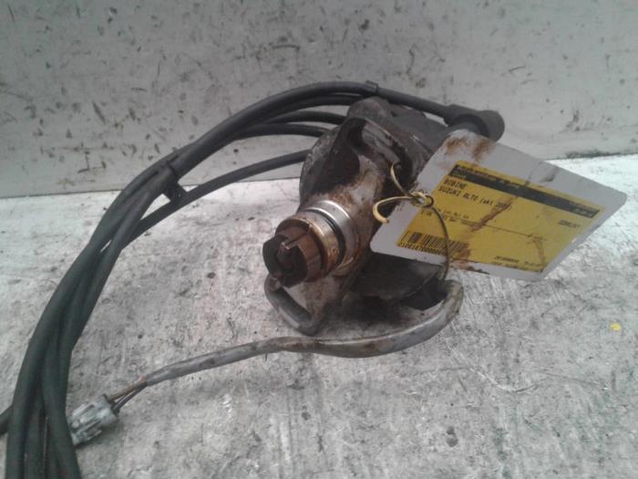 Usagé Bobine Suzuki Alto (SH410) 1.0 GA,GL Prix € 15,00 Règlement à la marge proposé par Autodemontage de Zaag