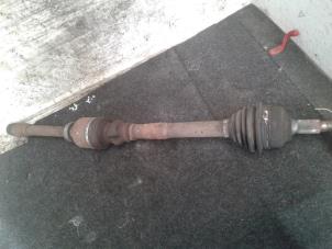 Used Front drive shaft, right Peugeot 407 SW (6E) 2.0 16V Price € 45,00 Margin scheme offered by Autodemontage de Zaag