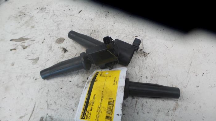Gebrauchte Stift Zündspule Volvo S40 (MS) 1.8 16V Preis € 15,00 Margenregelung angeboten von Autodemontage de Zaag