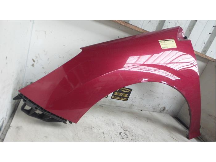 Front wing, left from a Peugeot 308 SW (4E/H) 1.6 VTI 16V 2010