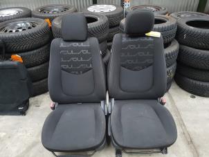 Used Set of upholstery (complete) Kia Soul I (AM) 1.6 GDI 16V Price € 200,00 Margin scheme offered by Autodemontage de Zaag