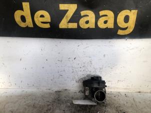 Drosselklappengehäuse van een Ford Fusion 1.4 16V 2003