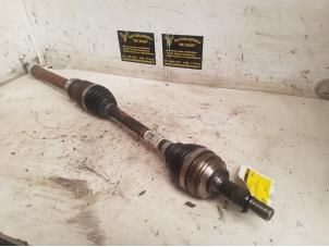 Used Front drive shaft, right Renault Clio IV (5R) 0.9 Energy TCE 90 12V Price € 65,00 Margin scheme offered by Autodemontage de Zaag