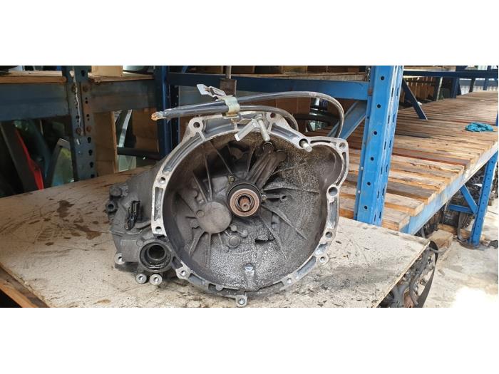Usagé Boîte de vitesse Ford Focus 1 1.4 16V Prix € 100,00 Règlement à la marge proposé par Autodemontage de Zaag