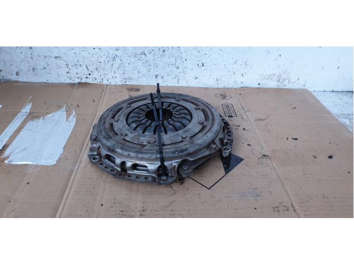 Clutch kit (complete) from a Ford Focus 3 Wagon 1.0 Ti-VCT EcoBoost 12V 100 2014