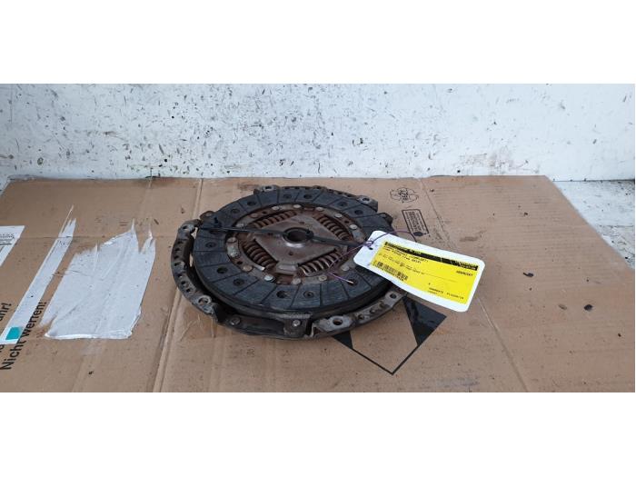 Clutch kit (complete) from a Ford Focus 3 Wagon 1.0 Ti-VCT EcoBoost 12V 100 2014
