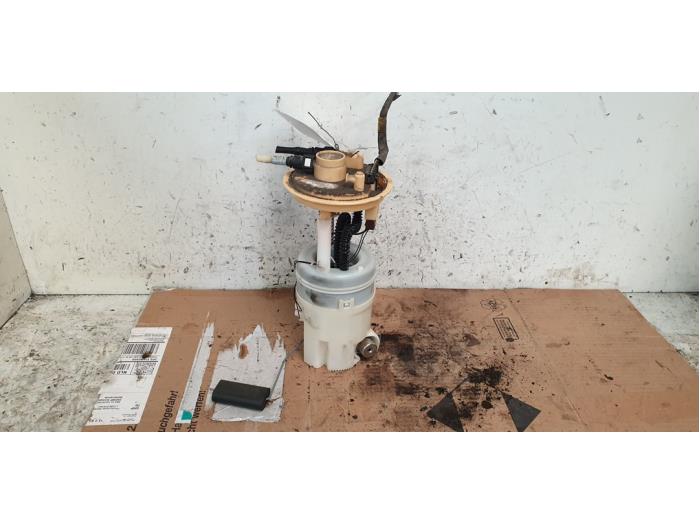Gebrauchte Benzinpumpe Mitsubishi Colt (Z2/Z3) 1.1 12V Preis € 50,00 Margenregelung angeboten von Autodemontage de Zaag
