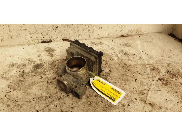 Usagé Boitier papillon Mercedes A (W168) 1.4 A-140 Prix € 50,00 Règlement à la marge proposé par Autodemontage de Zaag