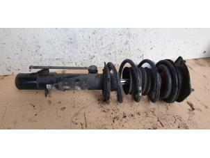 Used Front shock absorber rod, right Mini Mini (R56) 1.4 16V One Price € 20,00 Margin scheme offered by Autodemontage de Zaag