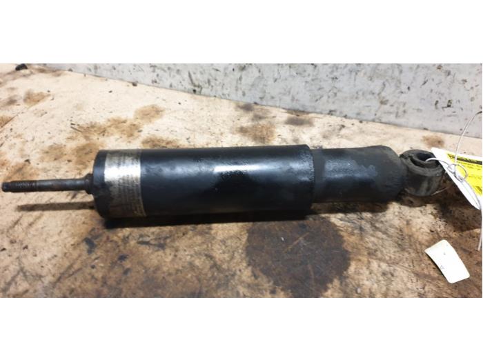 Front shock absorber rod, right from a Hyundai H-1/H-200 2.5 Tdi 2007