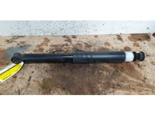 Used Rear shock absorber, right Renault Clio IV (5R) 0.9 Energy TCE 90 12V Price € 30,00 Margin scheme offered by Autodemontage de Zaag