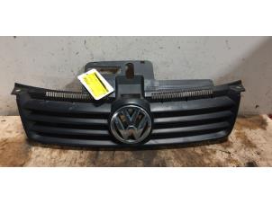 Used Grille Volkswagen Polo IV (9N1/2/3) 1.2 12V Price € 25,00 Margin scheme offered by Autodemontage de Zaag