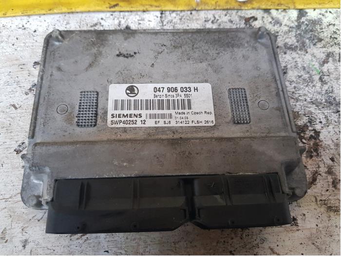 Used Engine management computer Skoda Fabia (6Y5) 1.4i Price € 80,00 Margin scheme offered by Autodemontage de Zaag