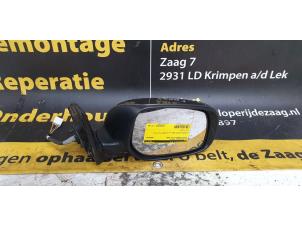 Used Wing mirror, right Toyota Avensis (T25/B1D) 2.2 D-4D 16V Price € 35,00 Margin scheme offered by Autodemontage de Zaag