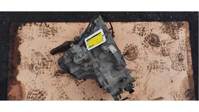 Usagé Boîte de vitesse Suzuki Alto (SH410) 1.0 GA,GL Prix € 175,00 Règlement à la marge proposé par Autodemontage de Zaag