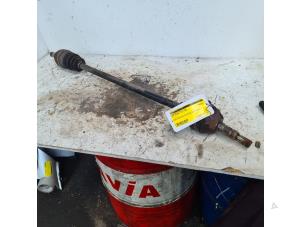 Used Front drive shaft, right Opel Zafira (M75) 1.6 16V Price € 35,00 Margin scheme offered by Autodemontage de Zaag