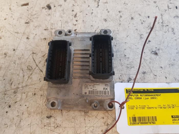 Used Engine management computer Opel Corsa C (F08/68) 1.2 16V Price € 80,00 Margin scheme offered by Autodemontage de Zaag