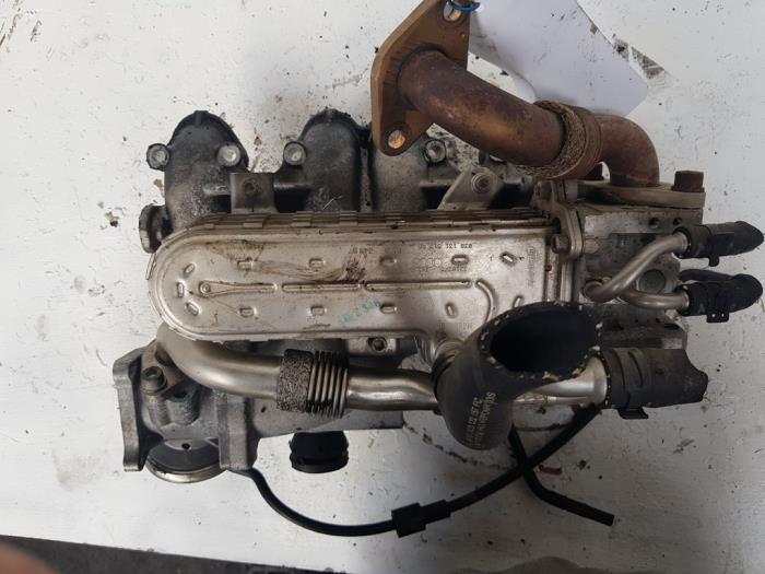 AGR Ventil van een Volkswagen Golf V (1K1) 1.9 TDI 2008