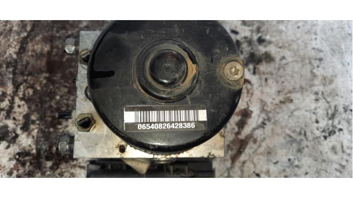 ABS pump from a Ford Focus 2 1.6 16V 2008