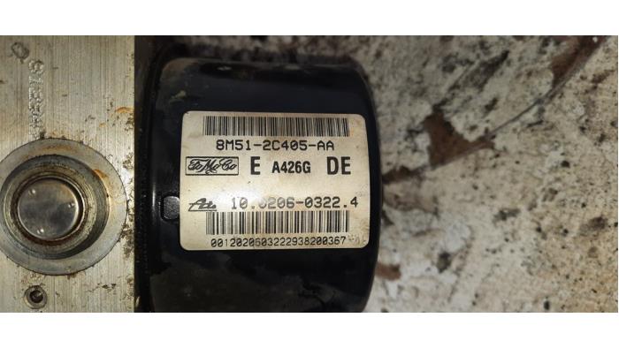 ABS pump from a Ford Focus 2 1.6 16V 2008