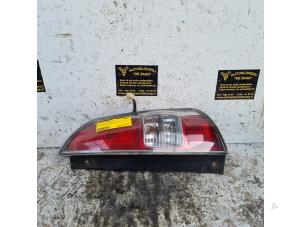 Gebrauchte Rücklicht rechts Daihatsu Sirion 2 (M3) 1.3 16V DVVT Preis € 30,00 Margenregelung angeboten von Autodemontage de Zaag