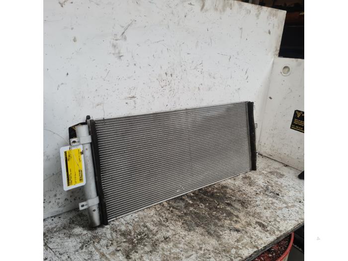 Klimaanlage Kühler van een Hyundai iX35 (LM) FCEV 2015