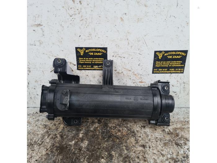 Begagnade Luftfilter Hyundai iX35 (LM) FCEV Pris € 50,00 Marginaltabell erbjuds av Autodemontage de Zaag